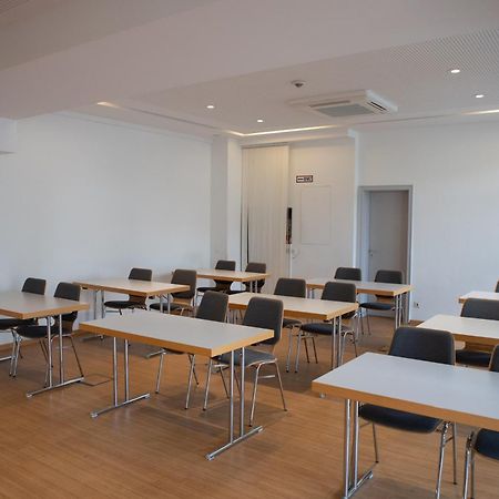 Pepb Schulungshotel Зарщед Екстериор снимка
