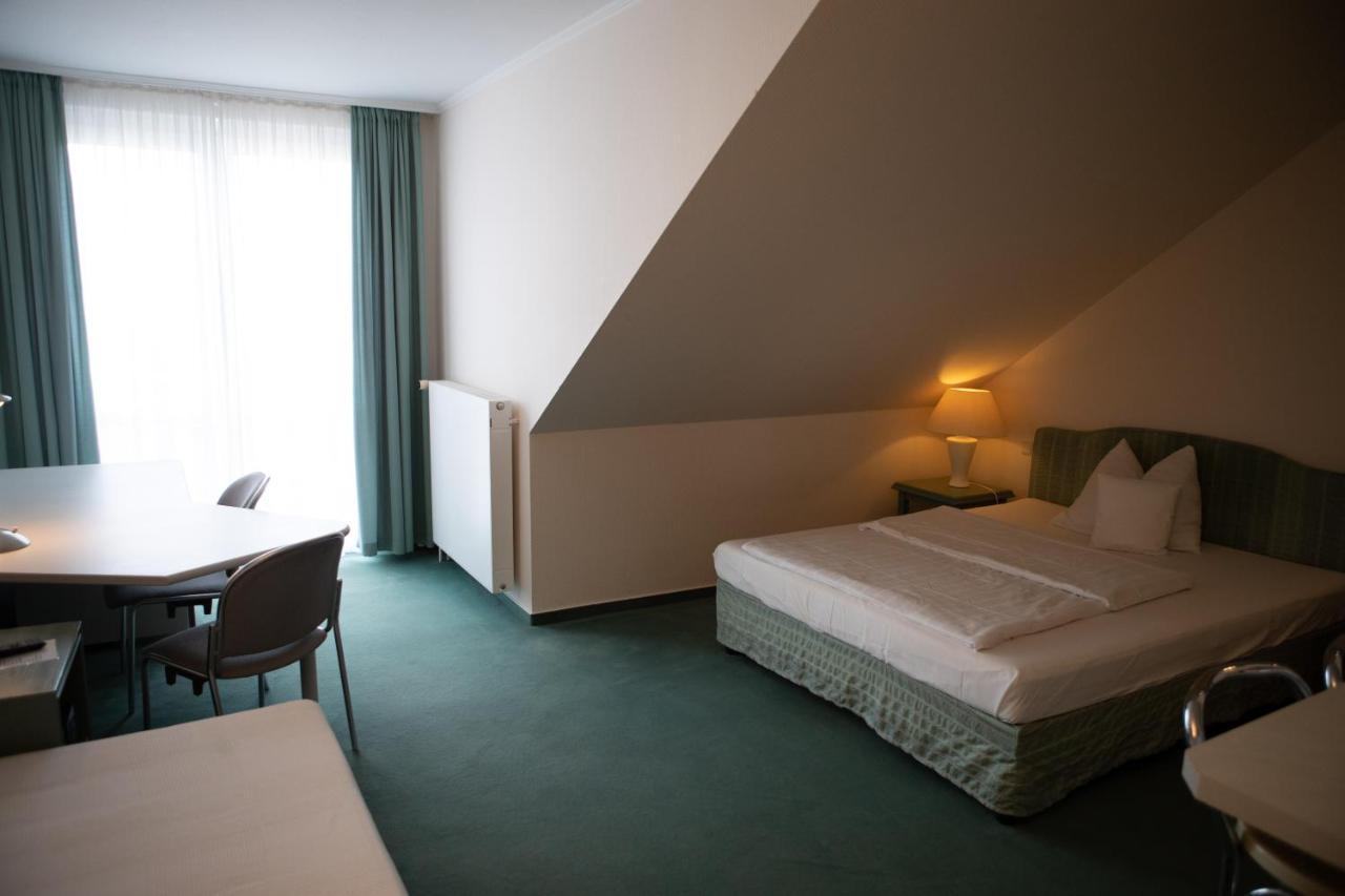Pepb Schulungshotel Зарщед Екстериор снимка