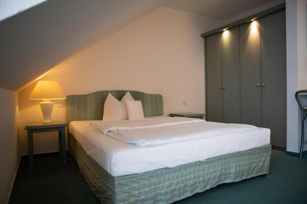 Pepb Schulungshotel Зарщед Екстериор снимка